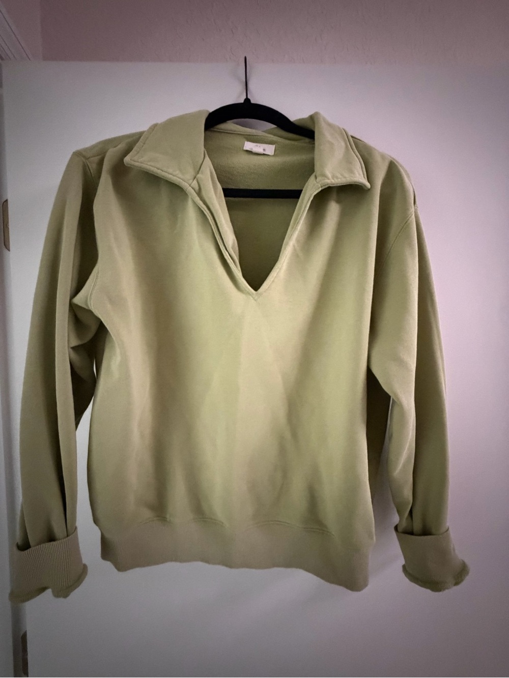 Elan Collared V-Neck Pullover Sweater - Sage Green